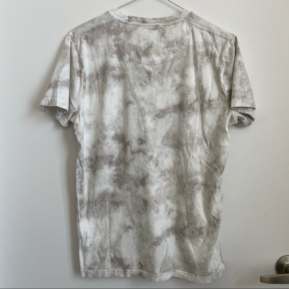 Hollister Crew Neck Small T-shirt - Picture 3 of 3